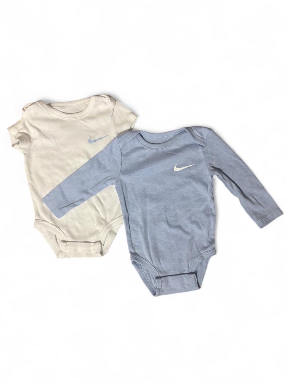 Nike baby bodysuits 6 months
Blue and white cotton & polyester bodysuits #babyfa